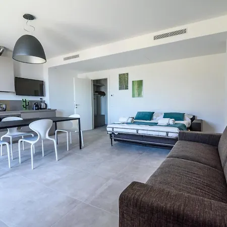 Agave Πανσιόν 3*